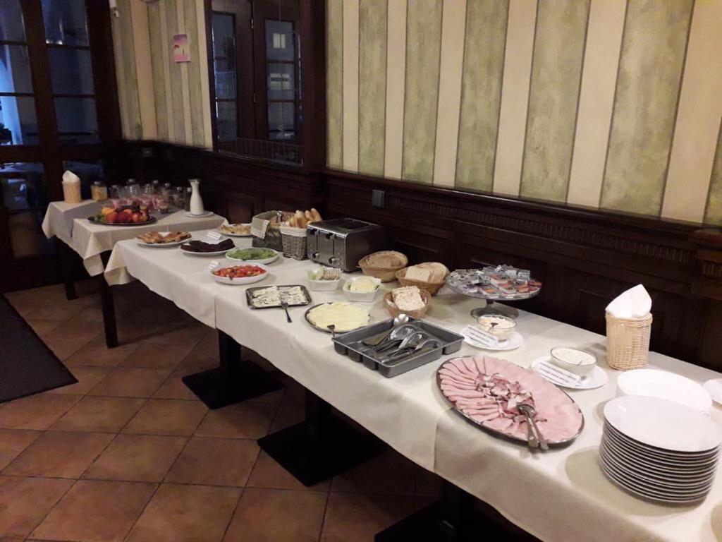 Penzion Mensik Kroměříž Extérieur photo